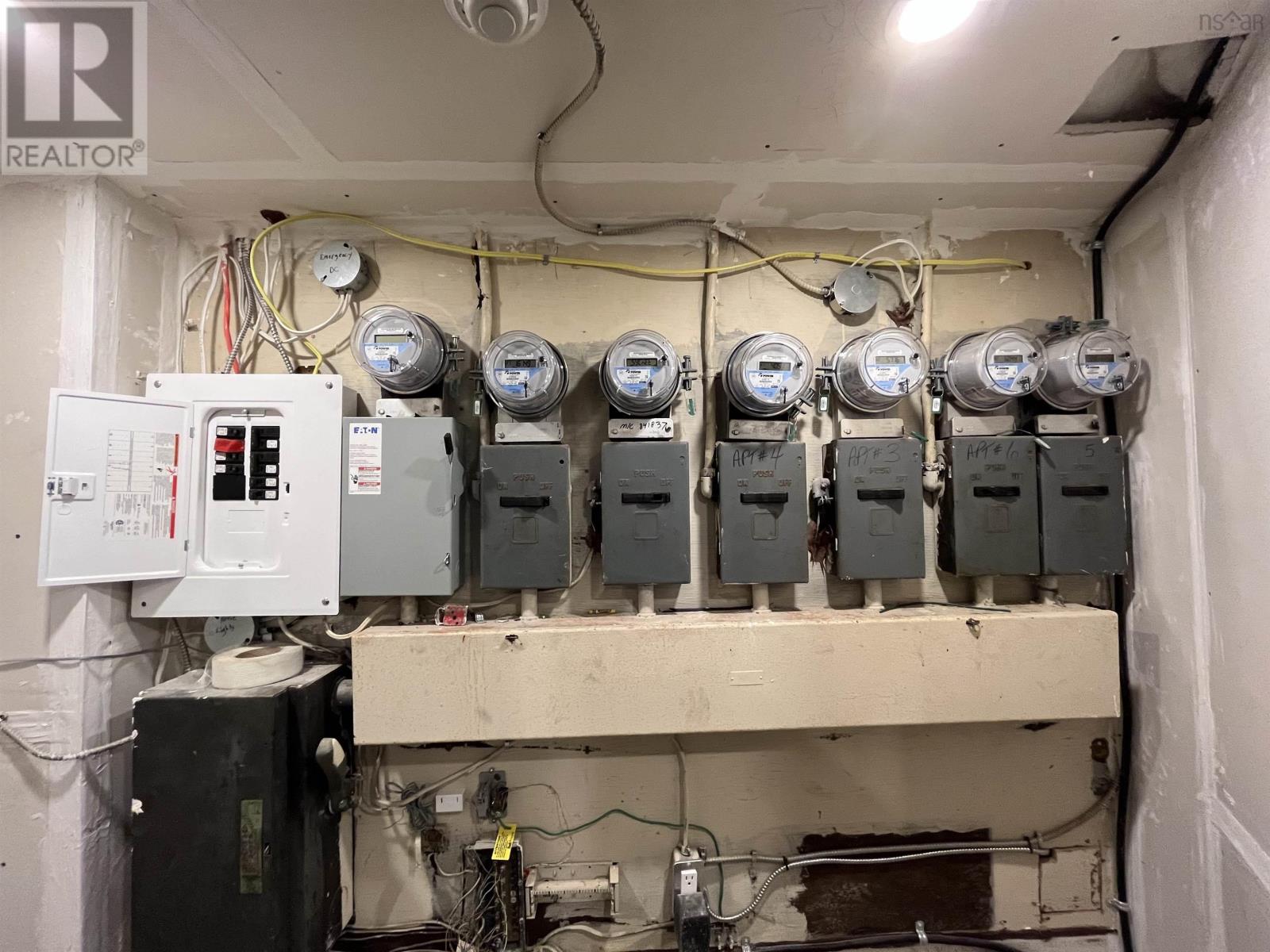 Property 18 of 18 of 23 Best Street