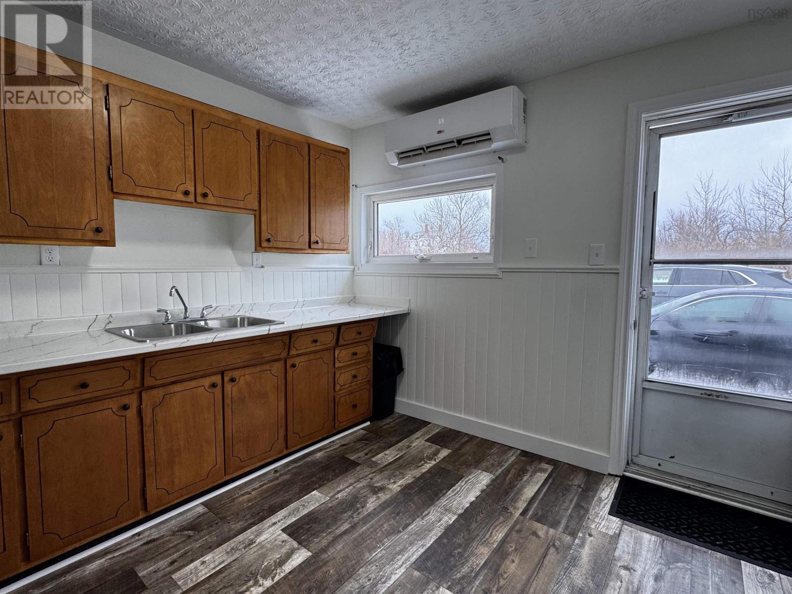 Property 26 of 34 of 41-43 Concord Street