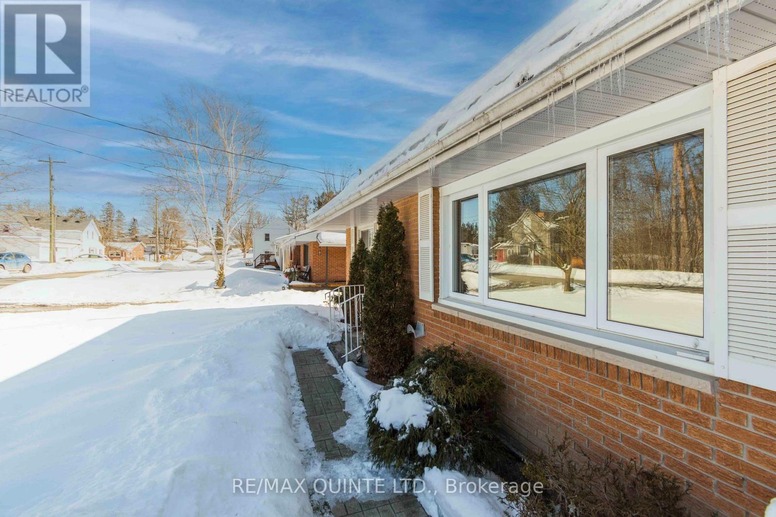 71 ELIZABETH STREET - Photo 3 of 25, Stirling-Rawdon (Stirling Ward), Ontario