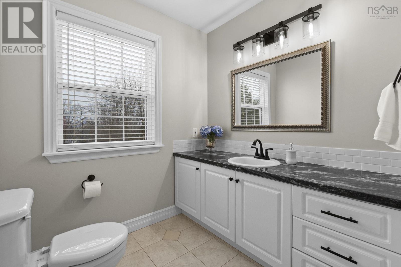 Property 27 of 46 of 116 Ethan Drive