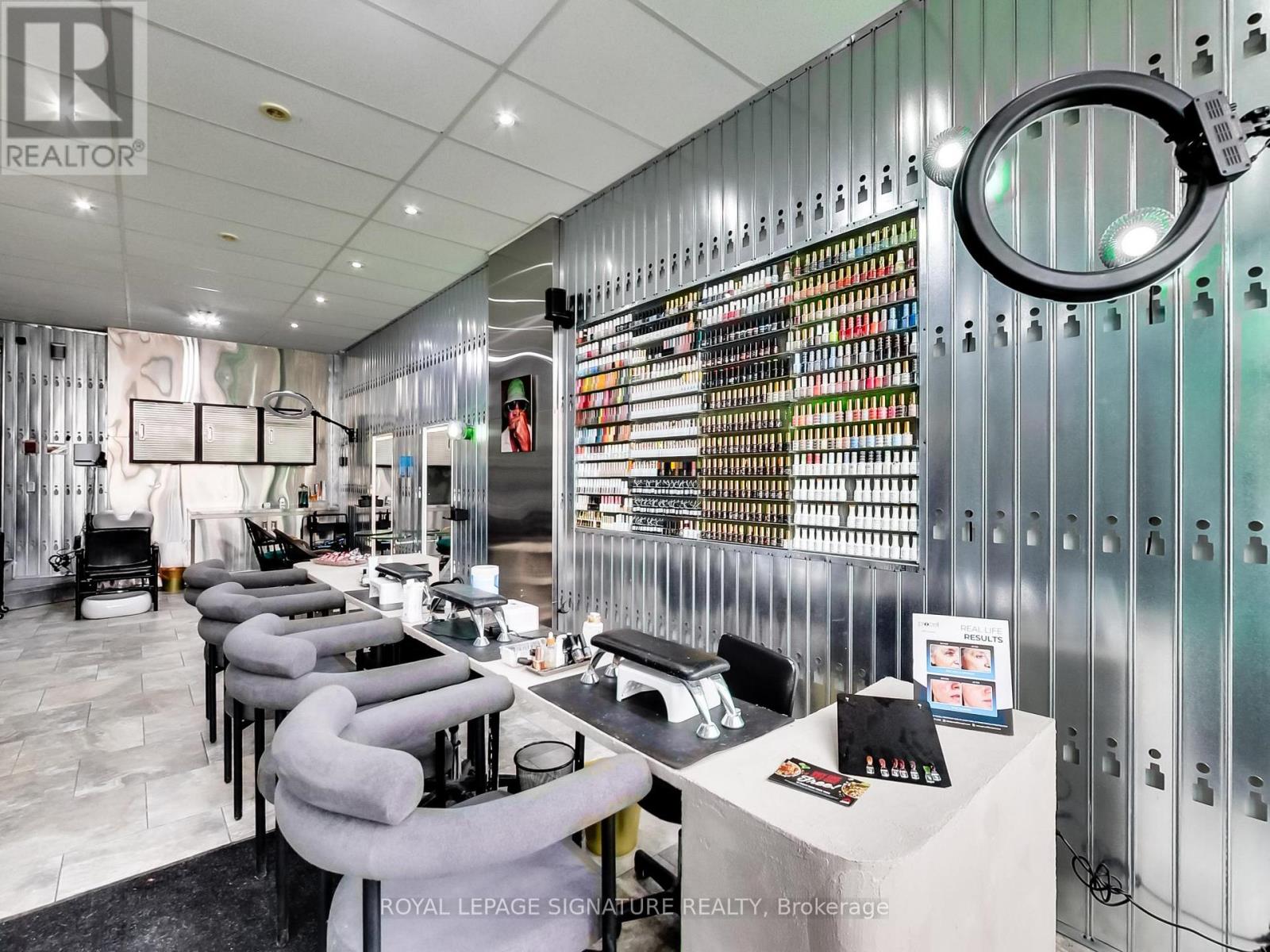 475D ROGERS ROAD - Photo 4 of 31, Toronto (Keelesdale-Eglinton West), Ontario