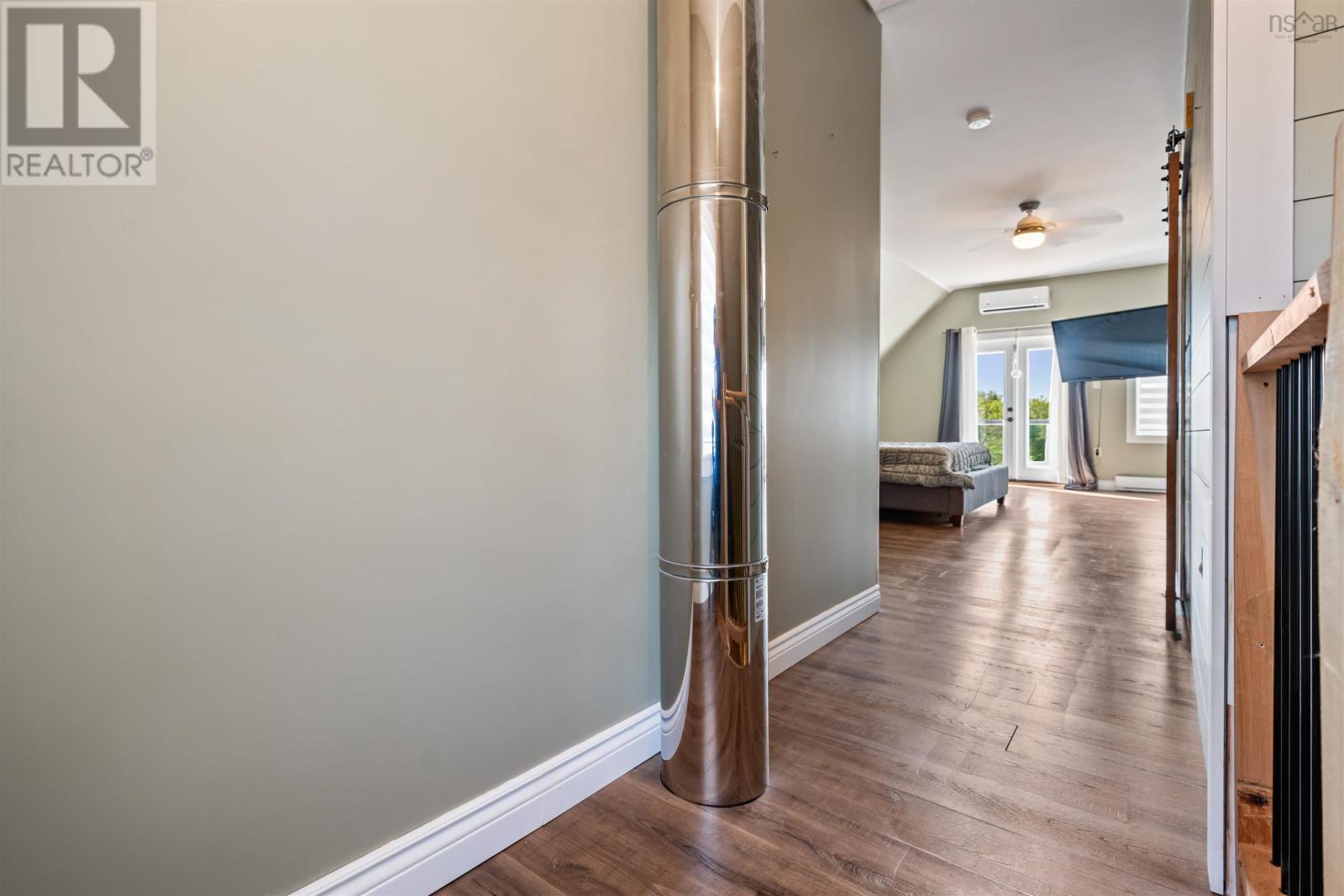 Property 25 of 42 of 42 Memory Lane