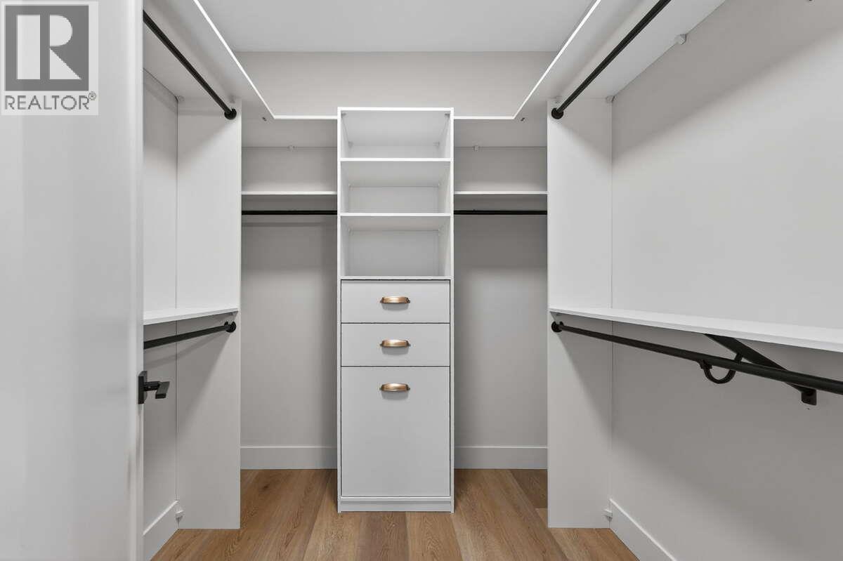  2066 Cortina Drive, Kelowna