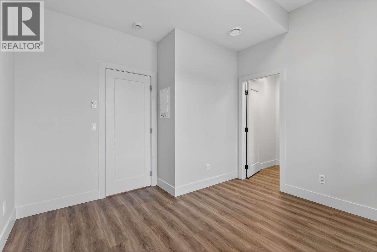  2066 Cortina Drive, Kelowna