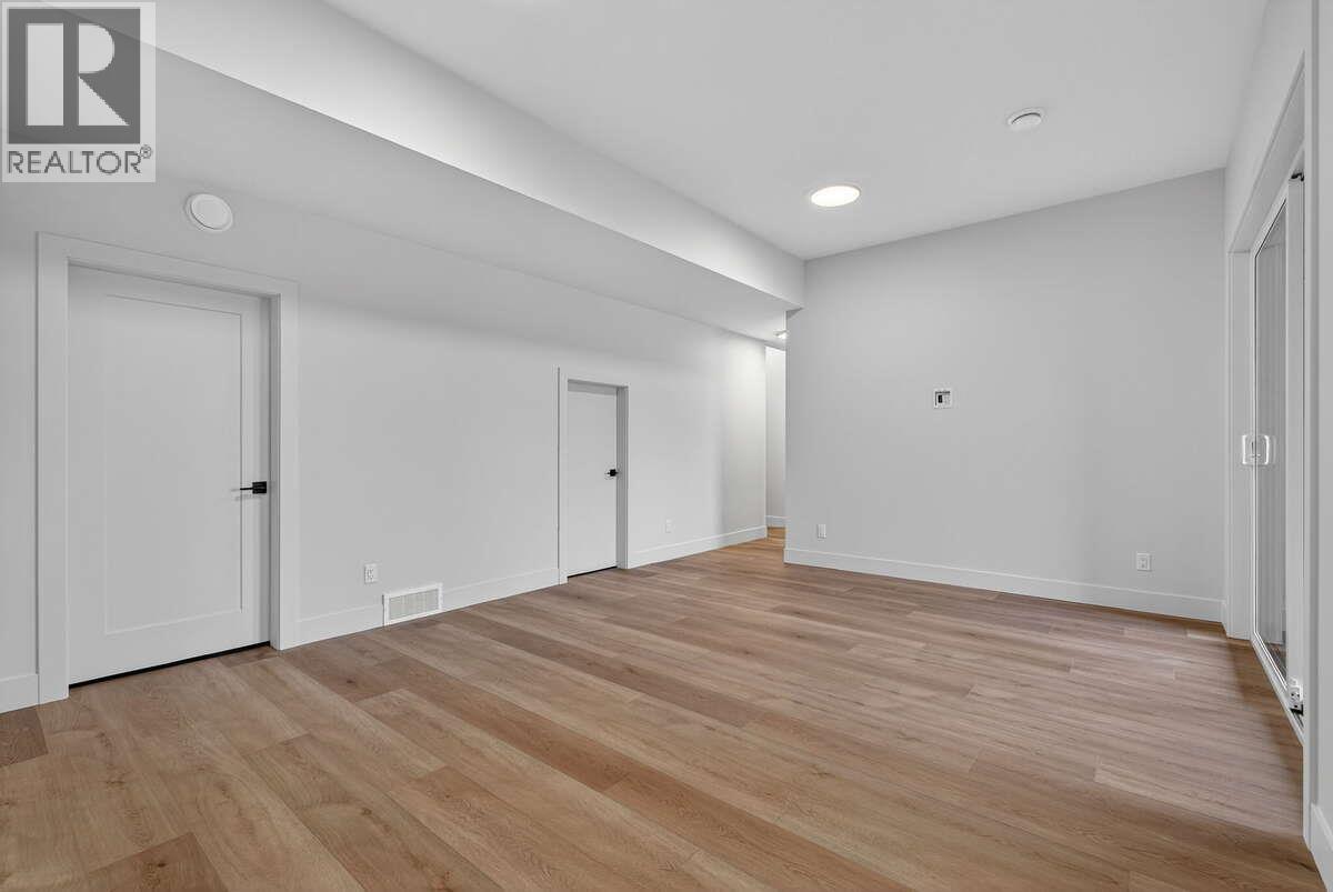  2066 Cortina Drive, Kelowna