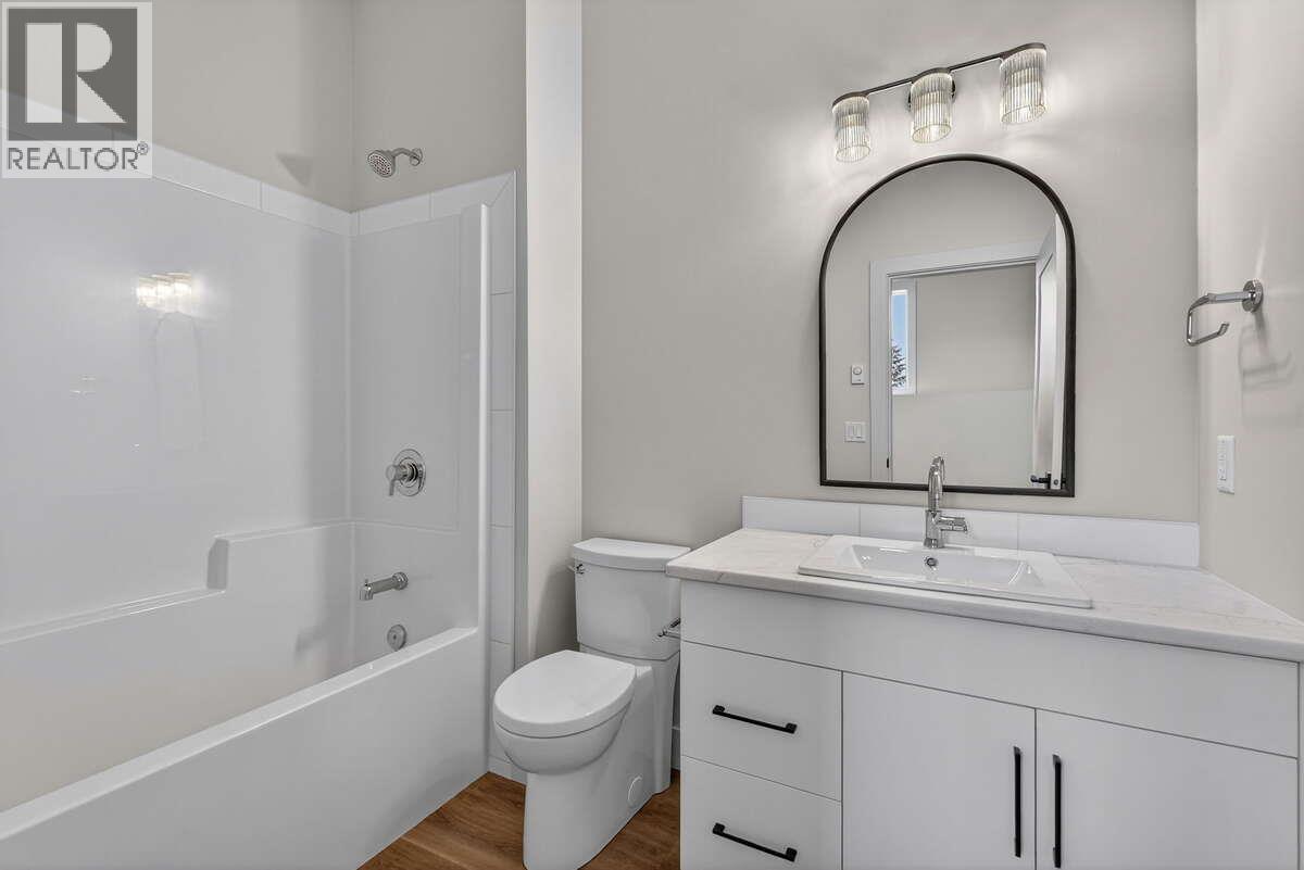  2066 Cortina Drive, Kelowna