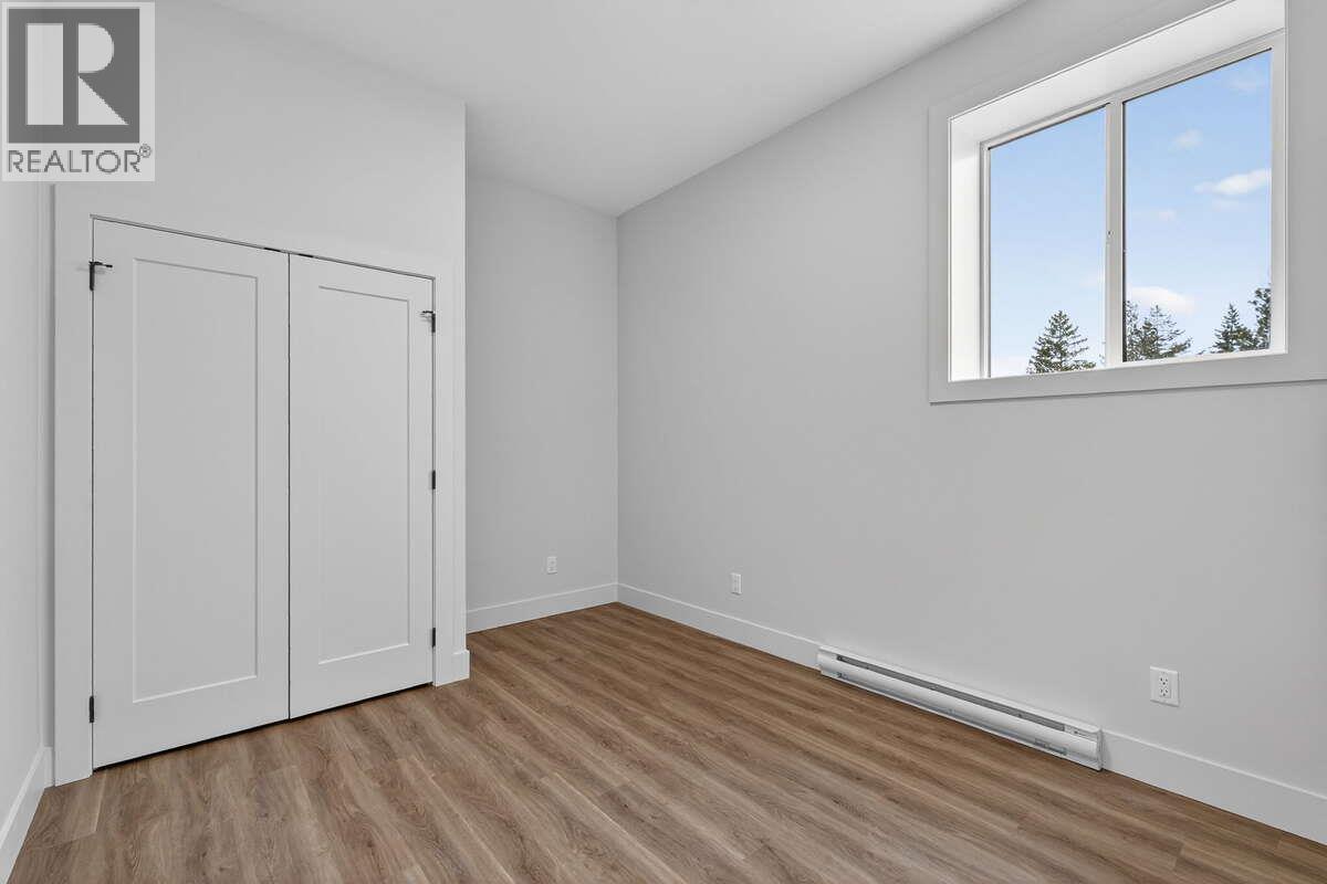  2066 Cortina Drive, Kelowna