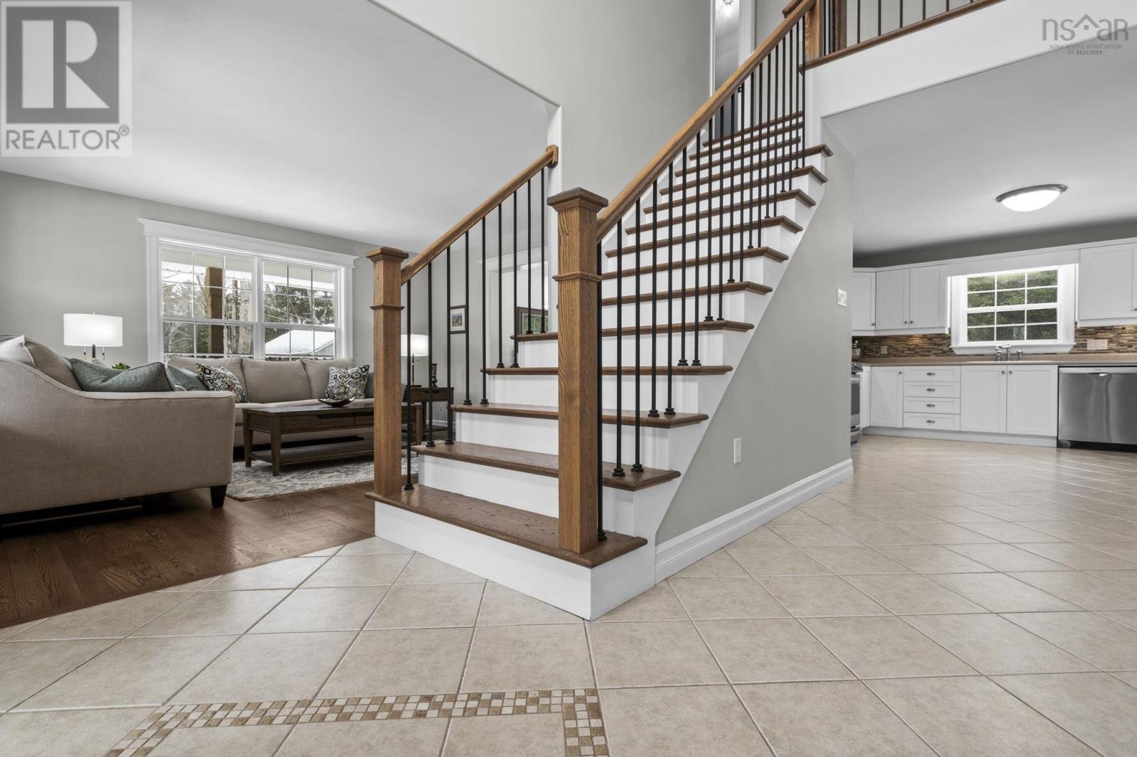 Property 2 of 46 of 116 Ethan Drive