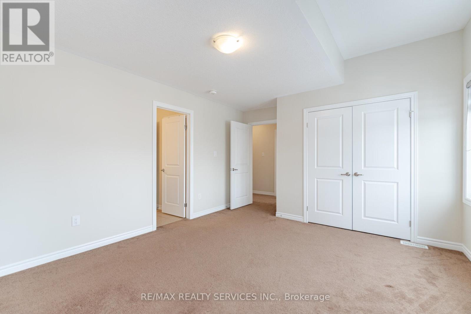37 PACE AVENUE - 37