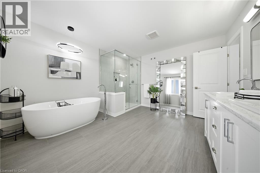 89 ACORN TRAIL - 27