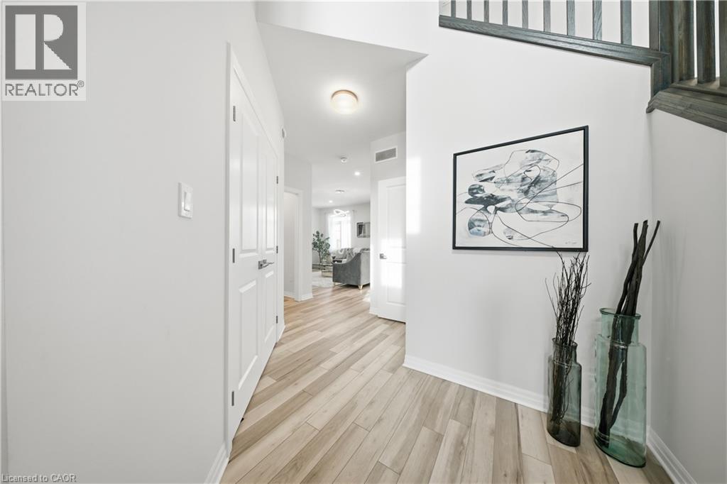 89 ACORN TRAIL - 7