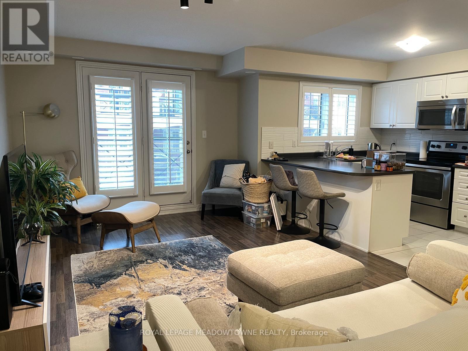 10 - 2464 POST ROAD - Photo 4 of 15, Oakville (RO River Oaks), Ontario