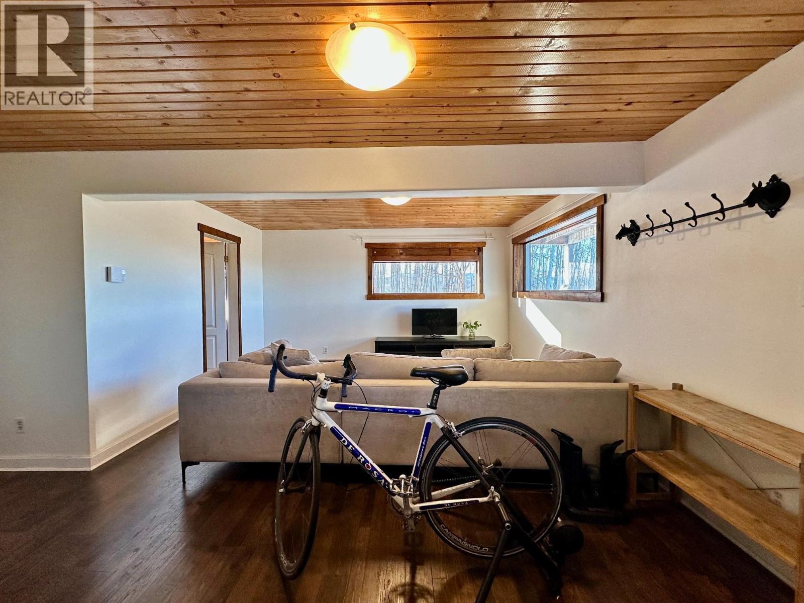 4960 MORRIS Road, Telkwa