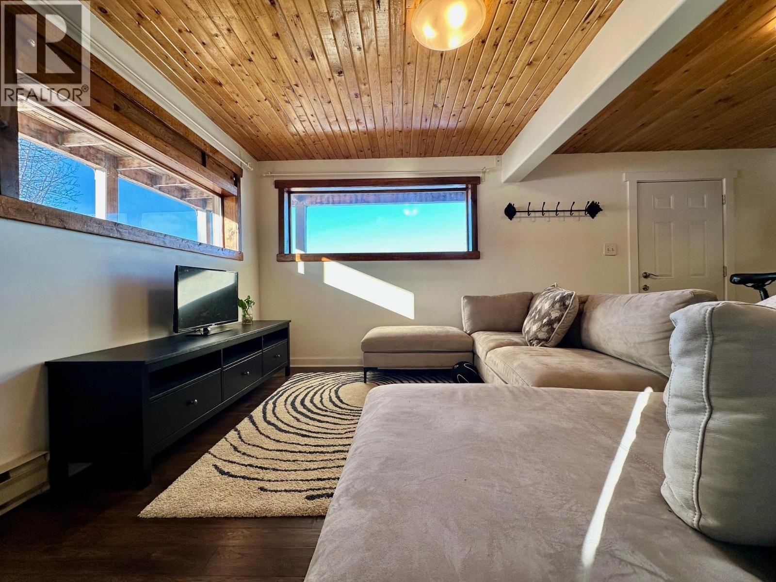 4960 MORRIS Road, Telkwa