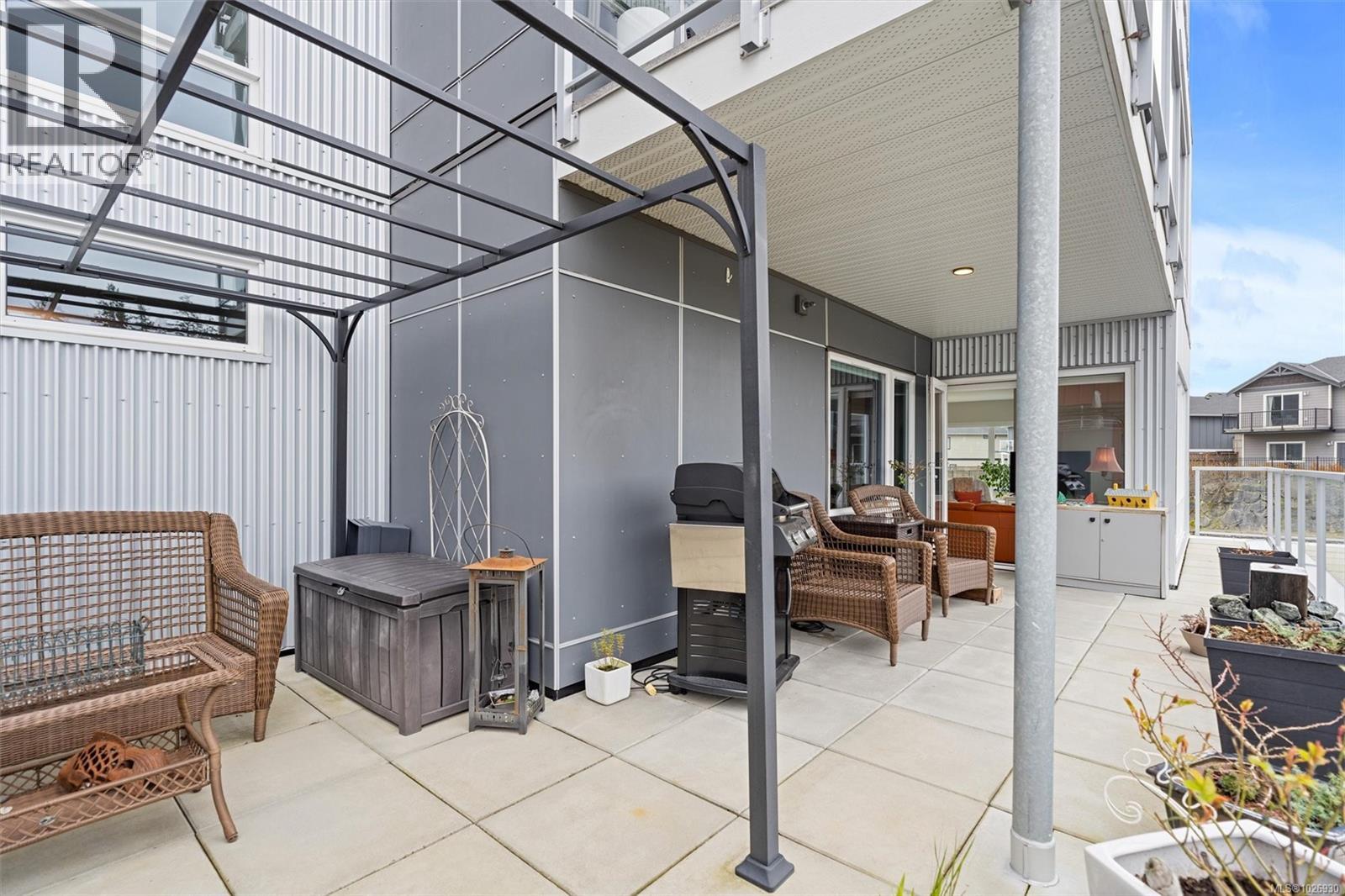 #301 1311 LAKEPOINT WAY - 22