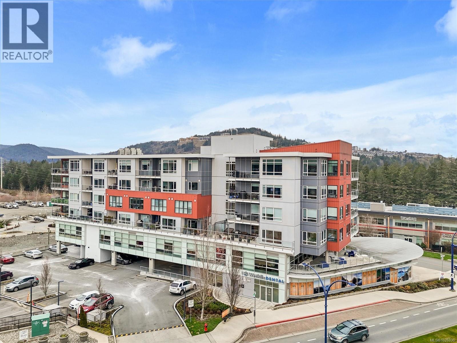 #301 1311 LAKEPOINT WAY - 31