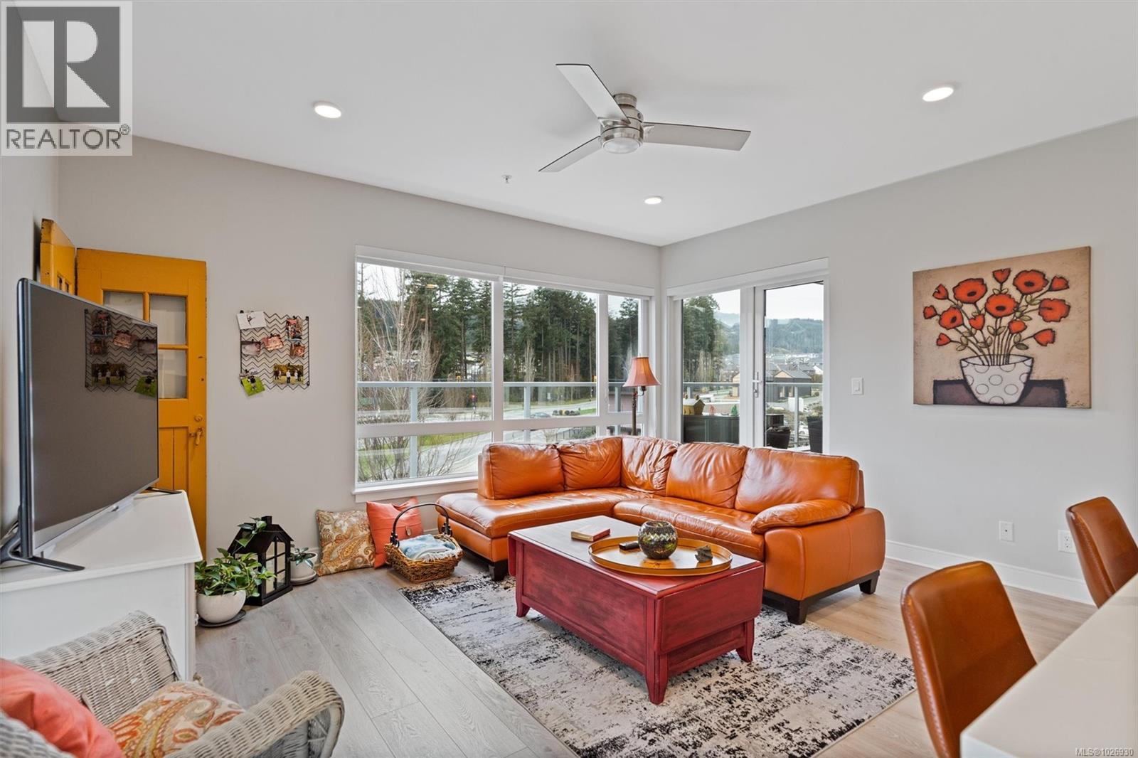 #301 1311 LAKEPOINT WAY - 9