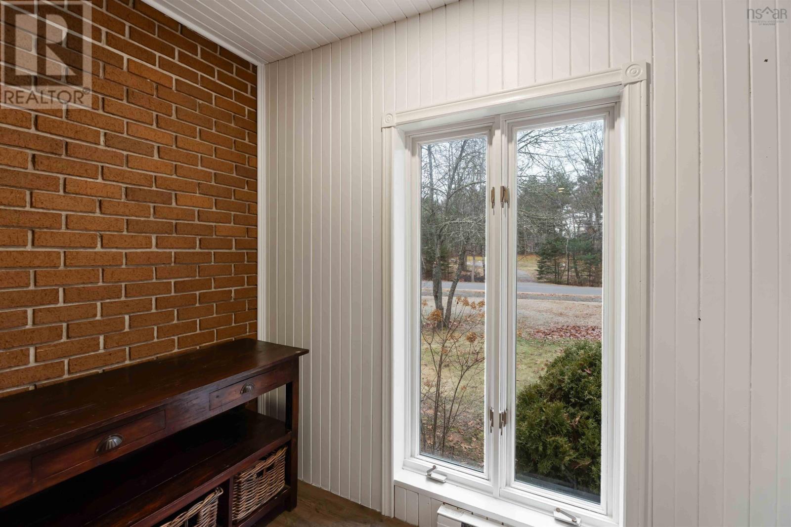 Property 21 of 47 of 95 Bentwood Crescent