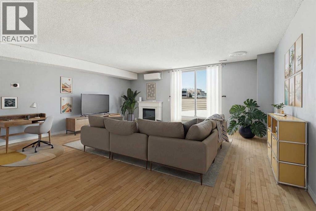 Single Family House for Sale in    Street NW St Andrews Heights Calgary 