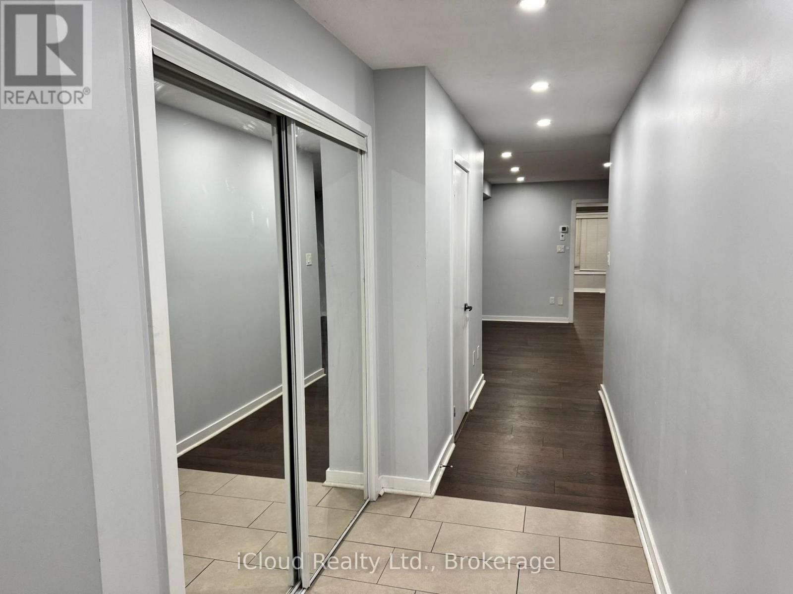 88 West Glen photo 3