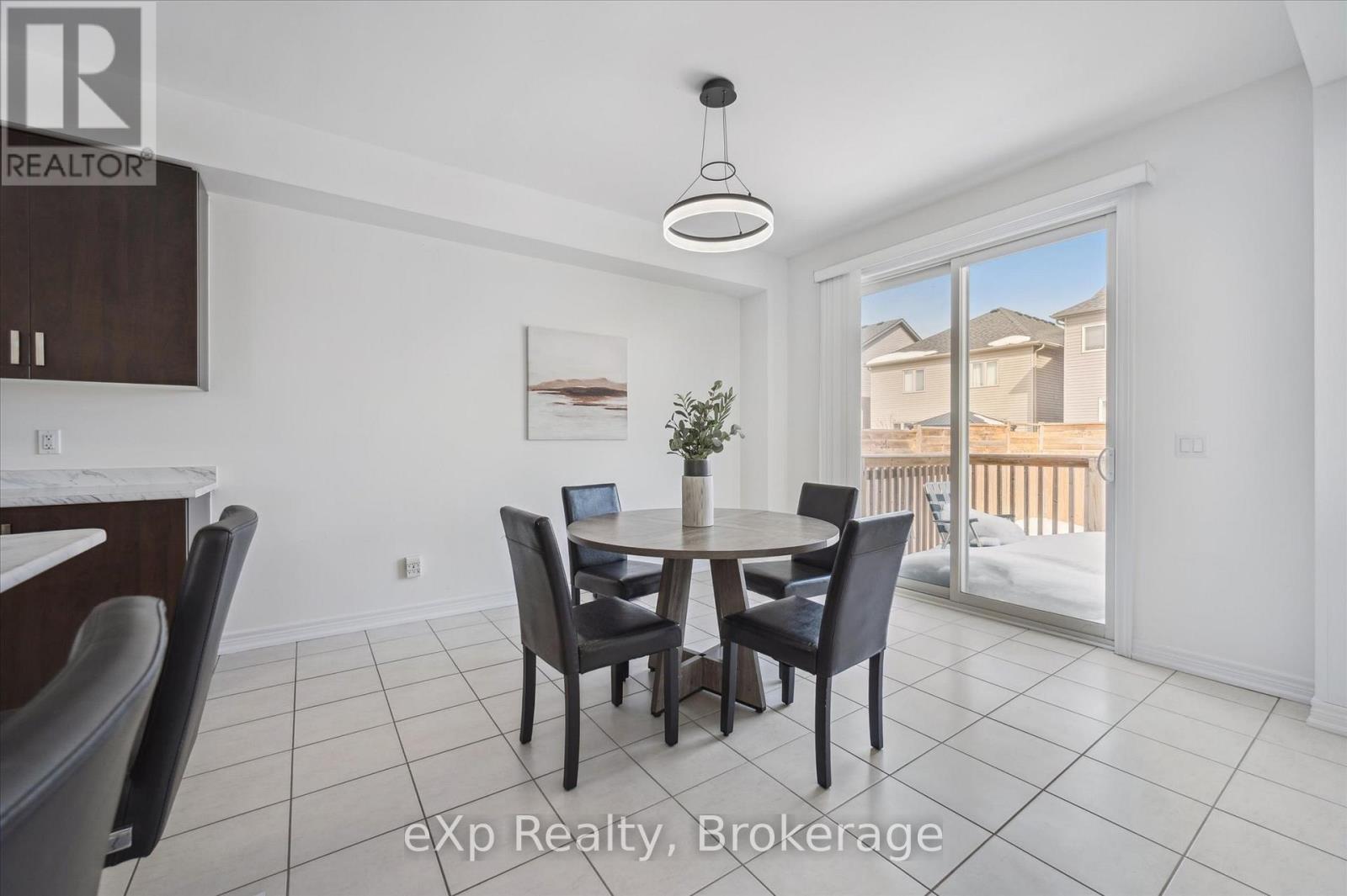 111 KAY CRESCENT - 21