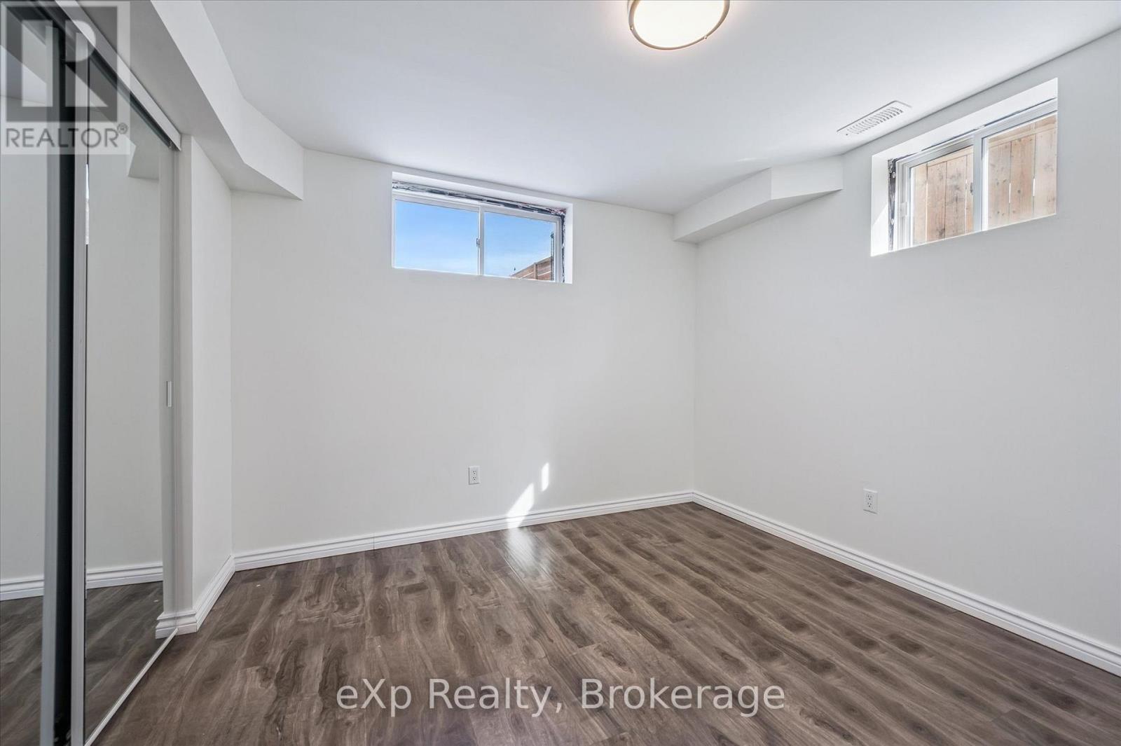 111 KAY CRESCENT - 43