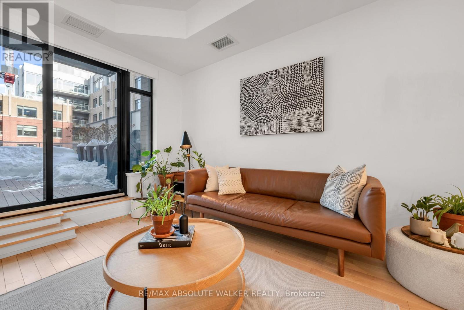 #218 60 SPRINGHURST AVENUE - 17