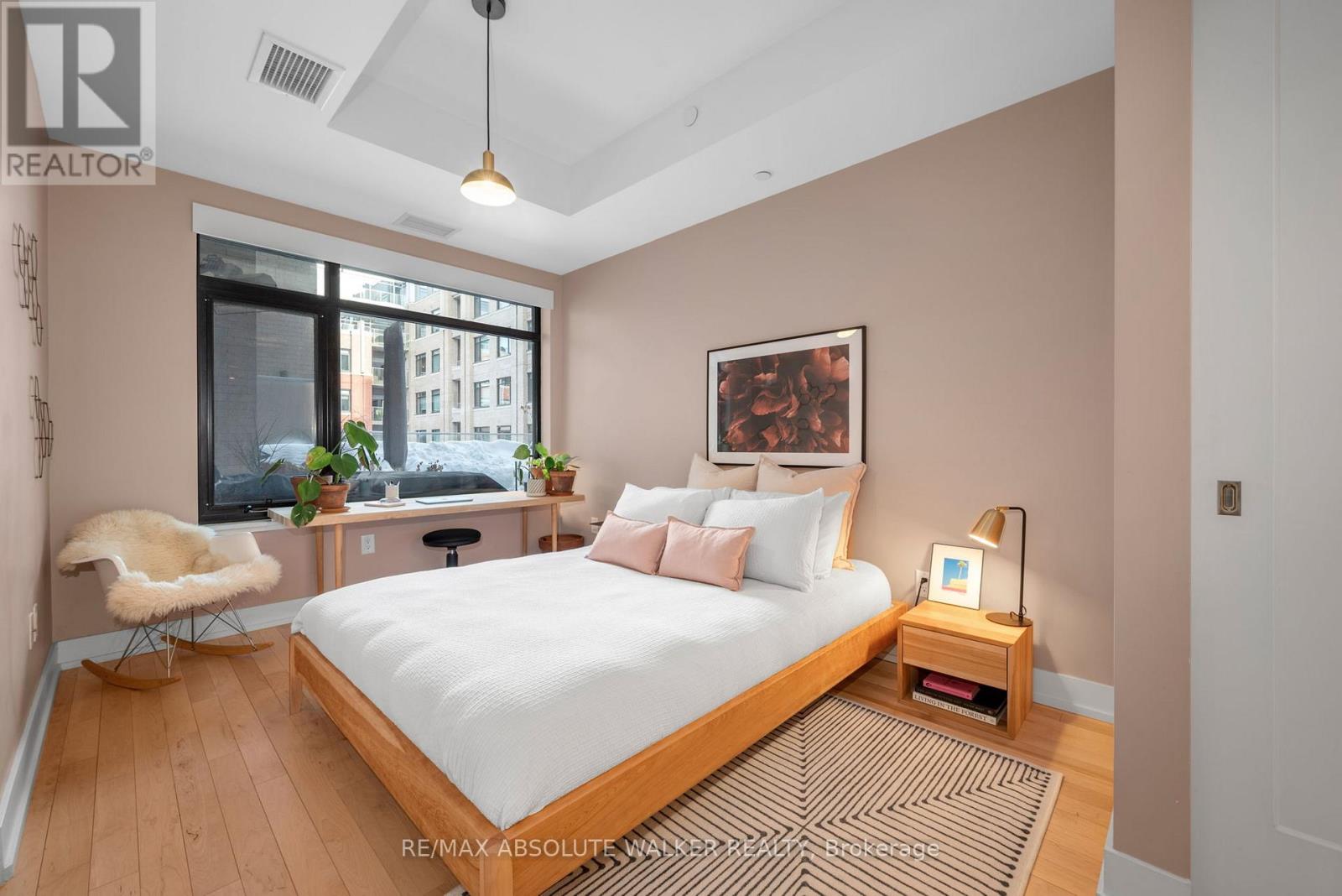 218 - 60 SPRINGHURST AVENUE — photo 19