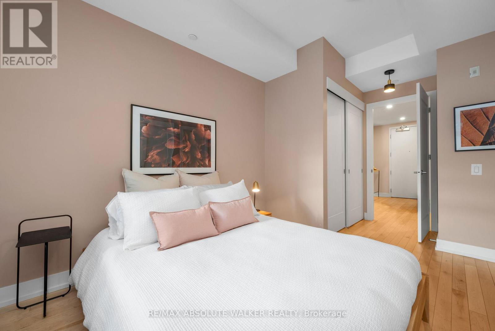 218 - 60 SPRINGHURST AVENUE — photo 20