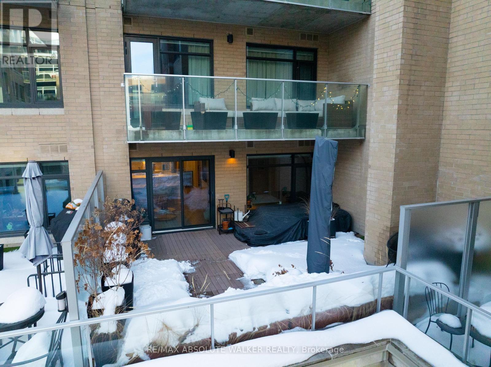 218 - 60 SPRINGHURST AVENUE — photo 31