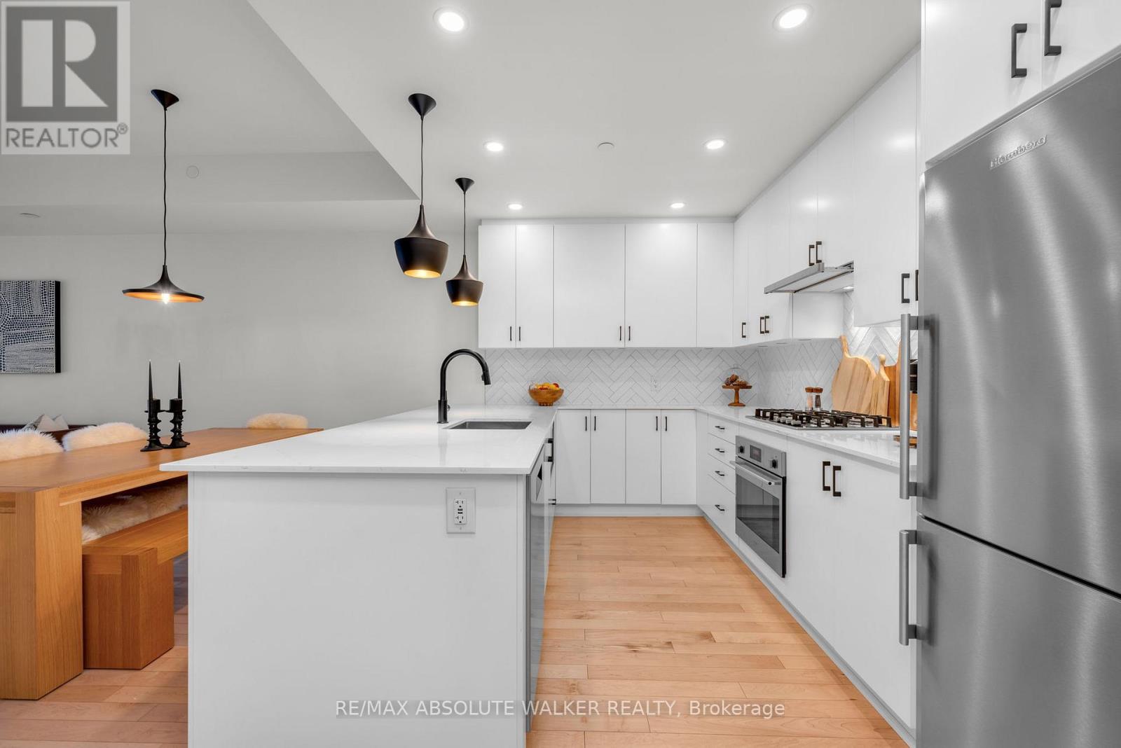 #218 60 SPRINGHURST AVENUE - 7