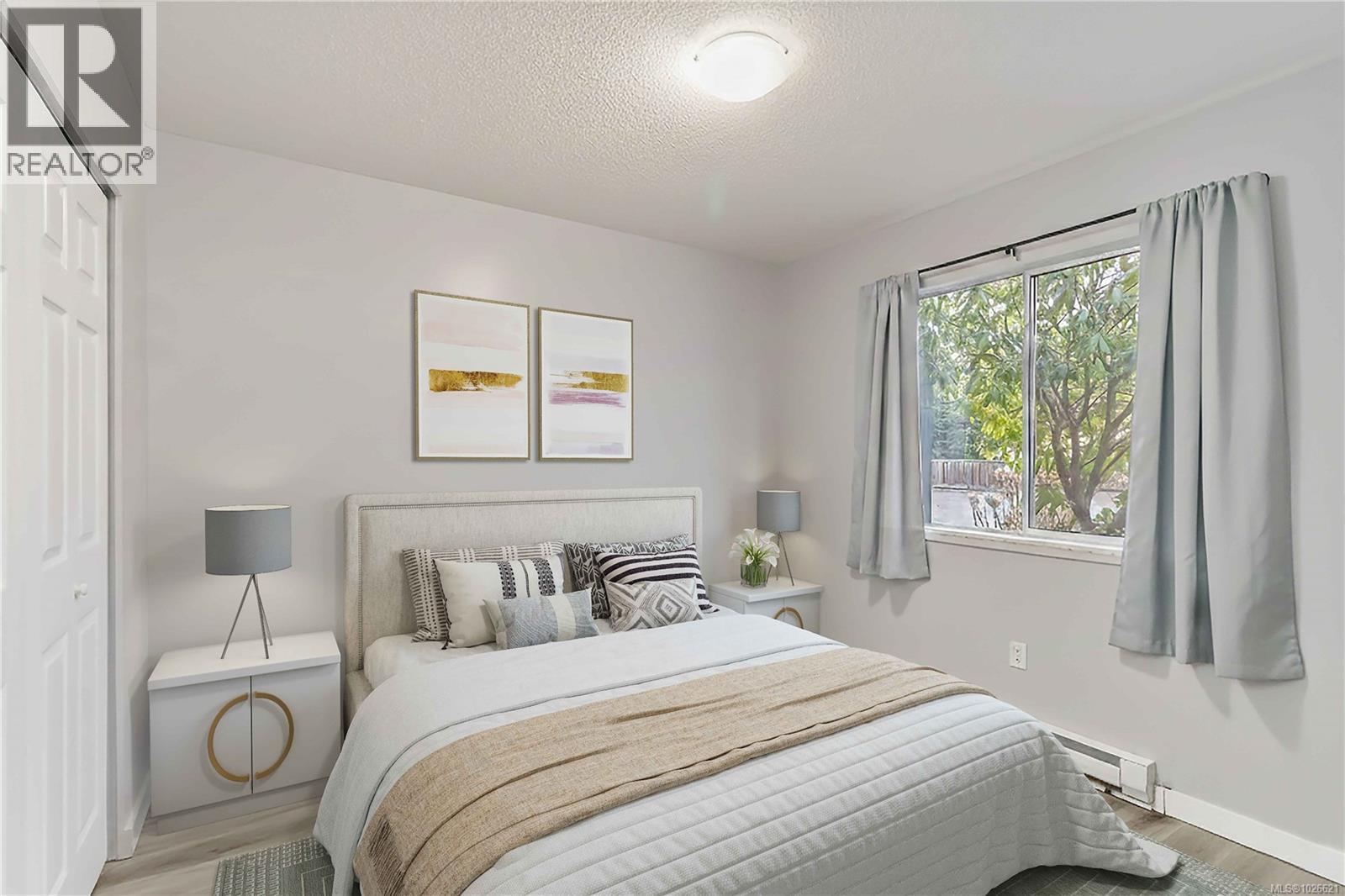 6 6110 Seabroom Rd, Sooke