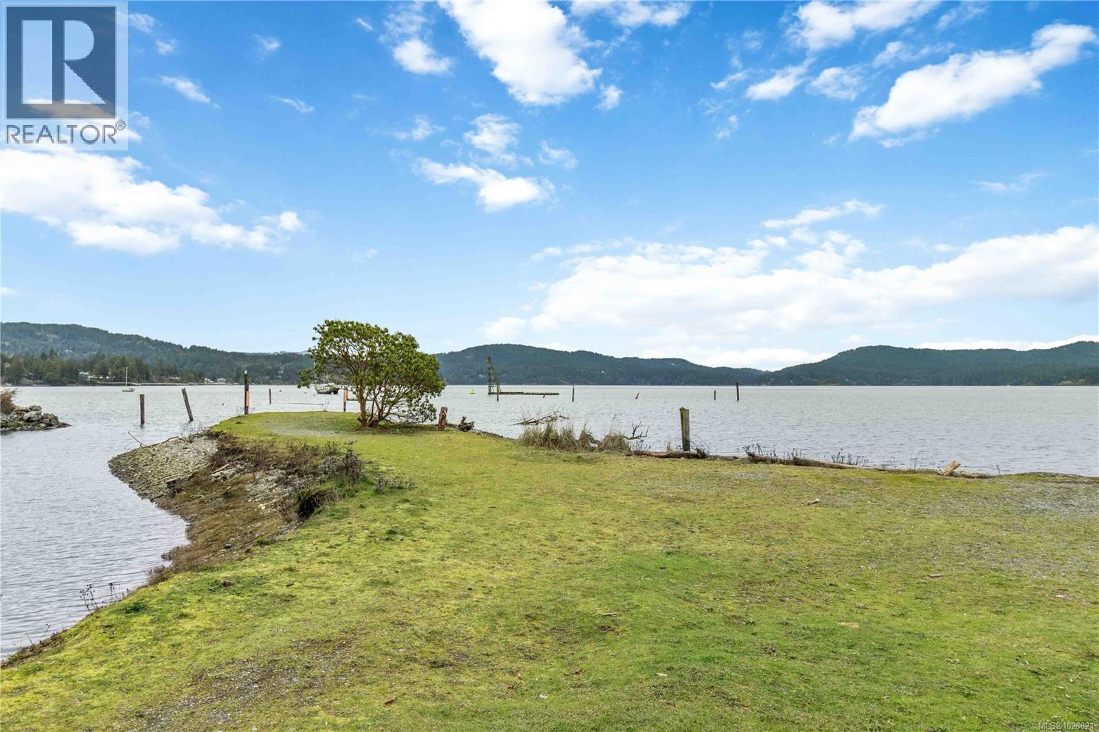 6 6110 Seabroom Rd, Sooke