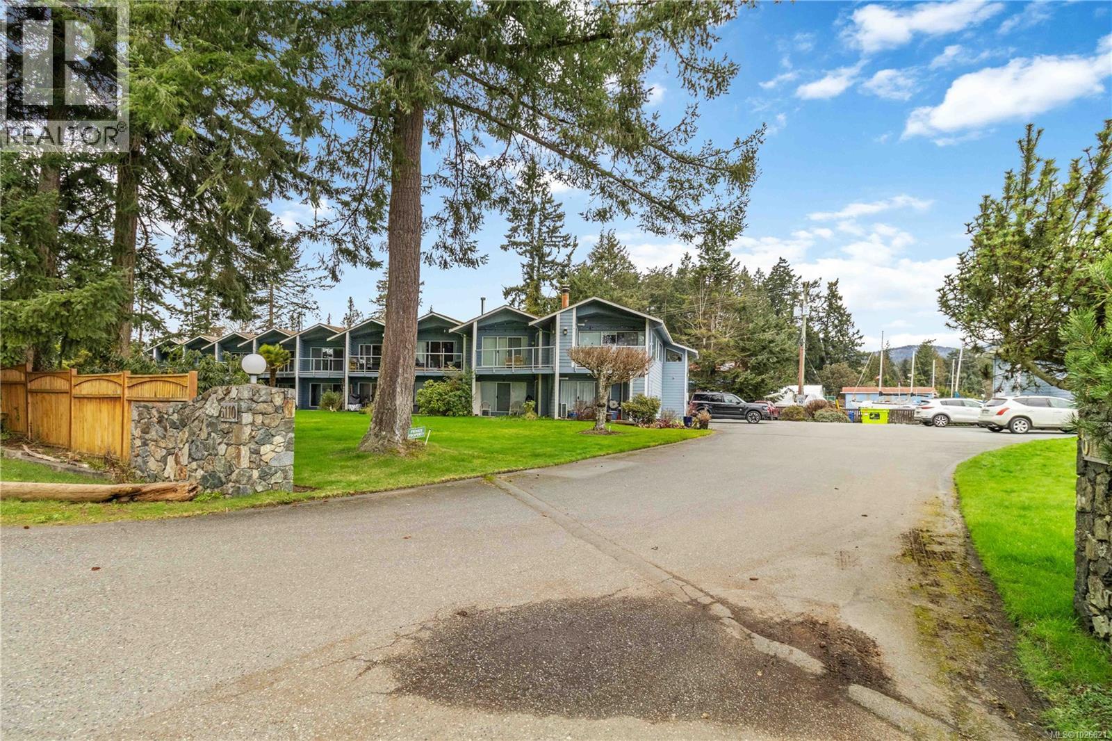 6 6110 Seabroom Rd, Sooke