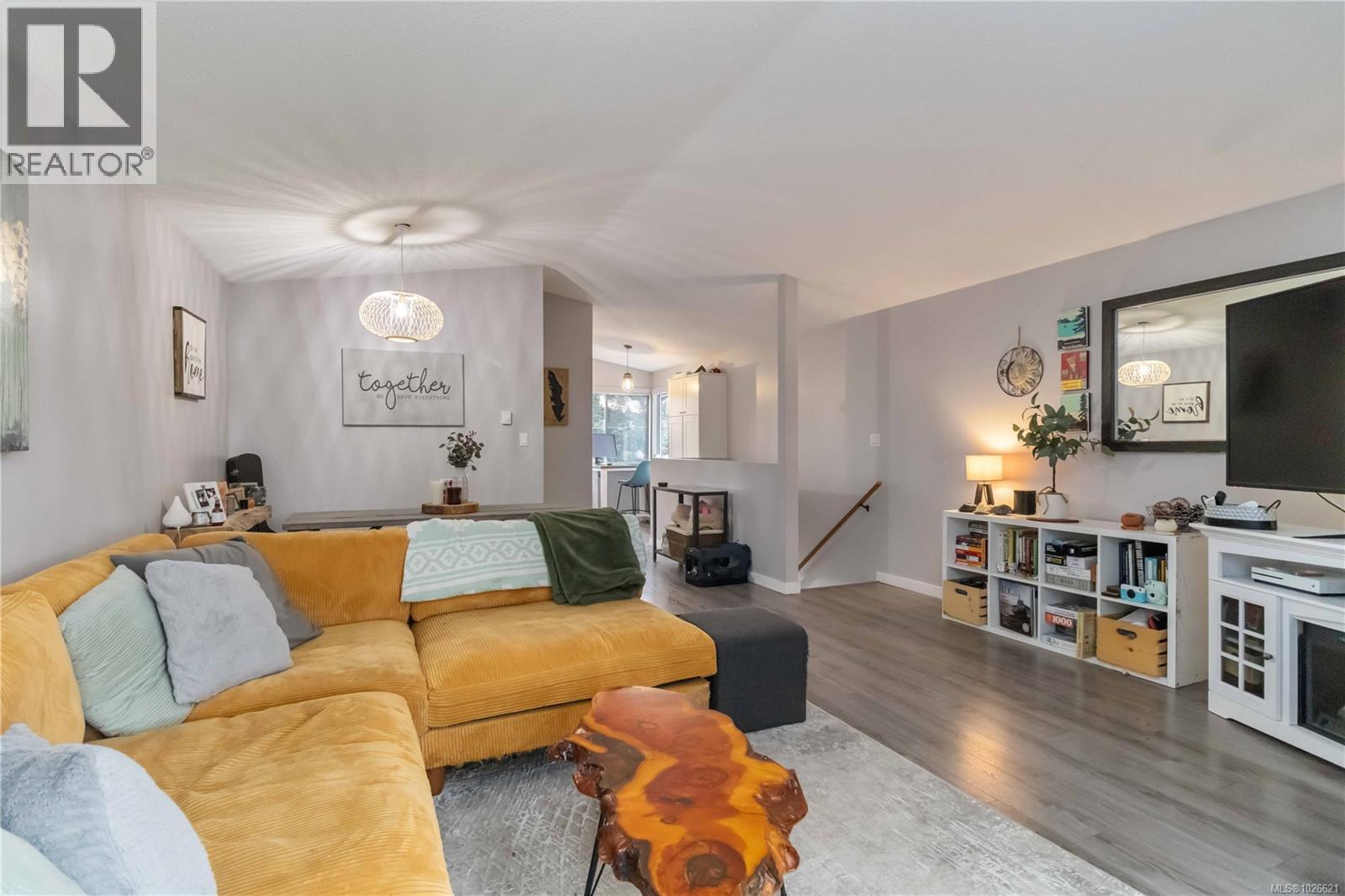 6 6110 Seabroom Rd, Sooke