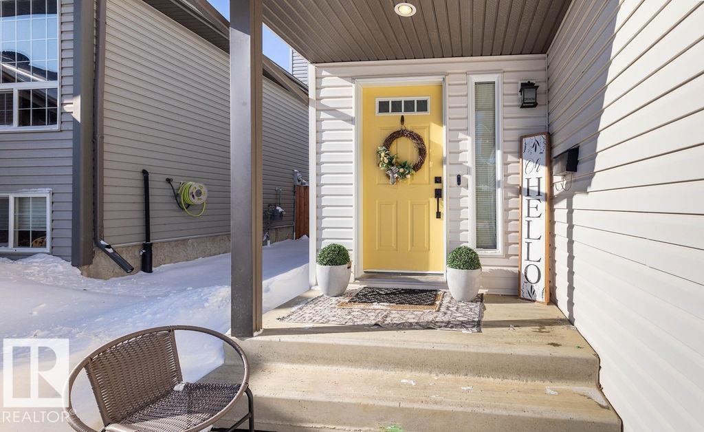 5 LAMPLIGHT DR - Photo 3 of 43, Spruce Grove, Alberta