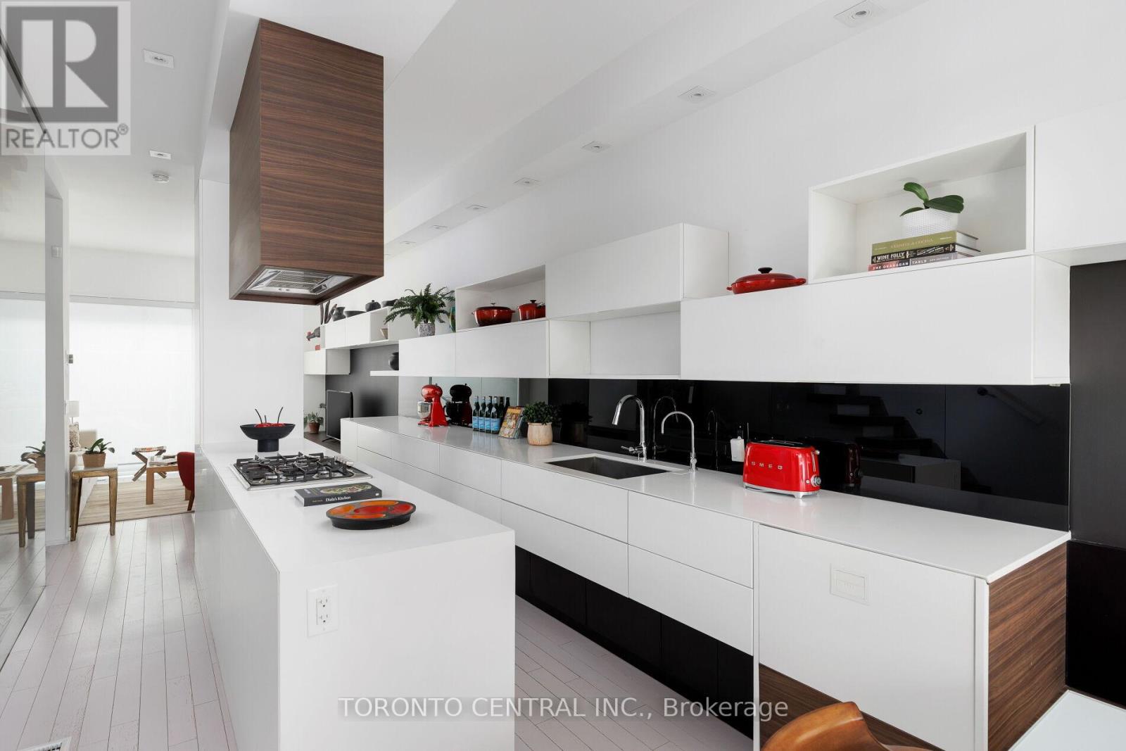 258 MANNING AVENUE - Photo 5 of 42, Toronto (Trinity-Bellwoods), Ontario