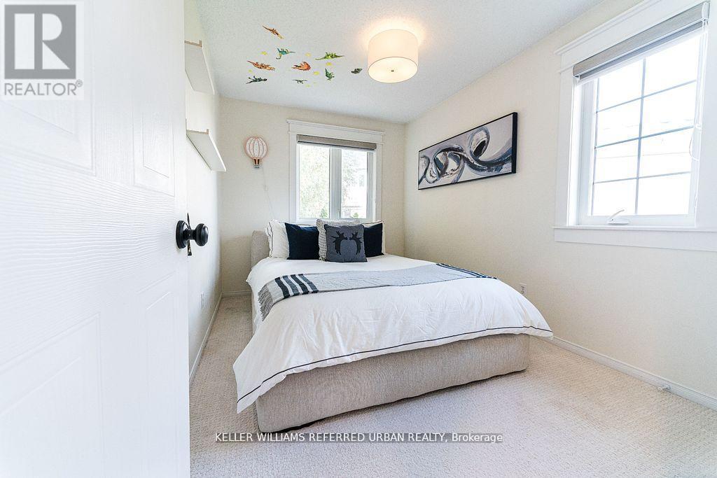 #68 16 SPRUCEDALE WAY - 22