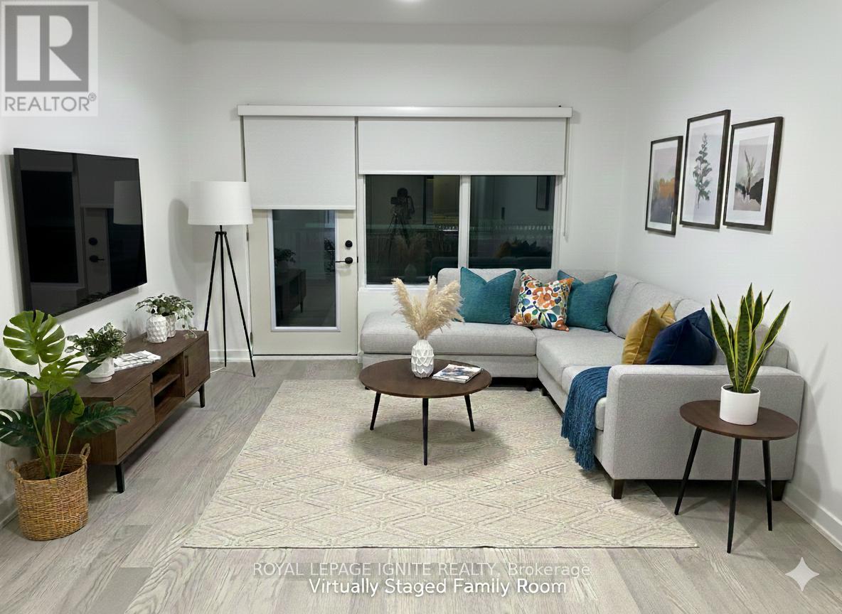 207 - 123 MAURICE DRIVE - Photo 2 of 21, Oakville (CO Central), Ontario