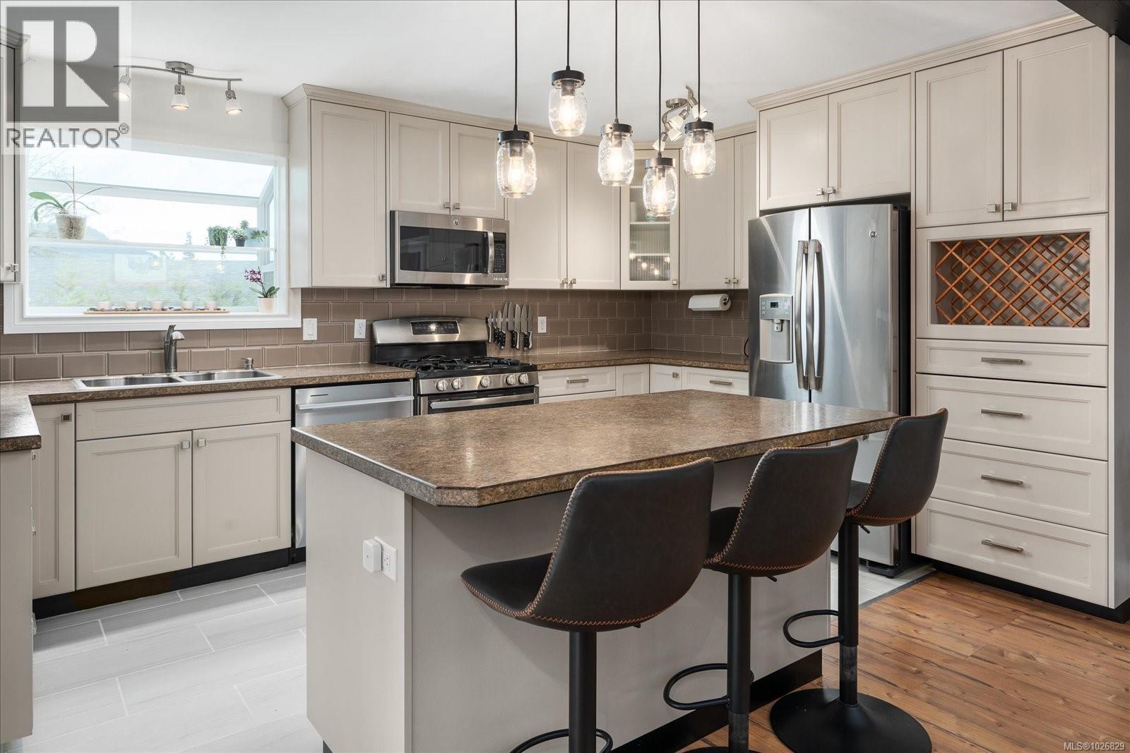 4503 CHESTNUT RD - 8