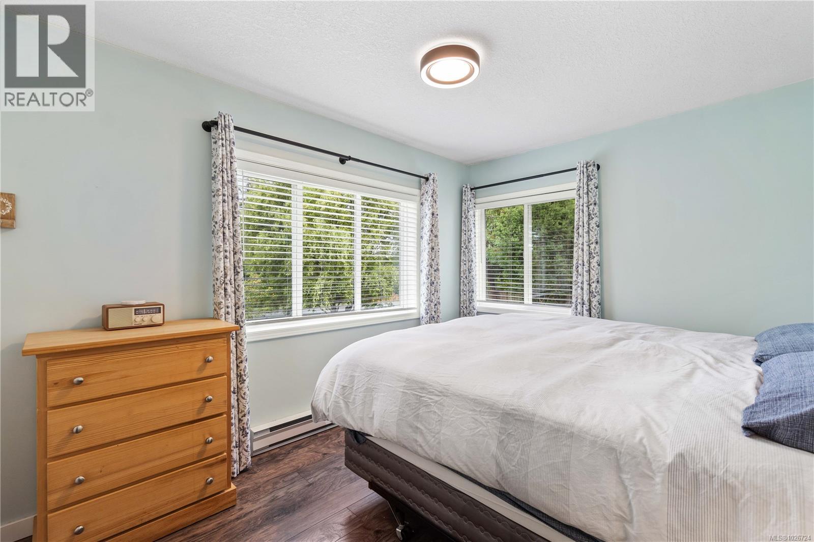450 Aurora St - 16