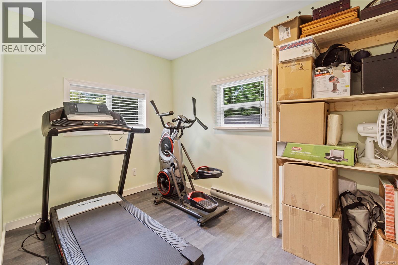 450 Aurora St, Parksville