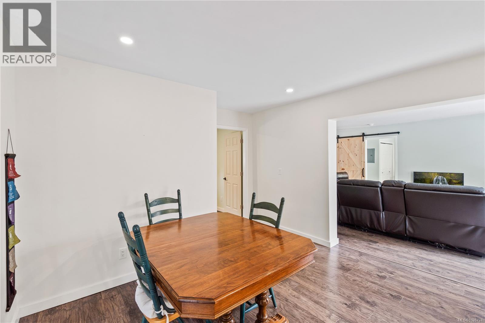 450 Aurora St, Parksville