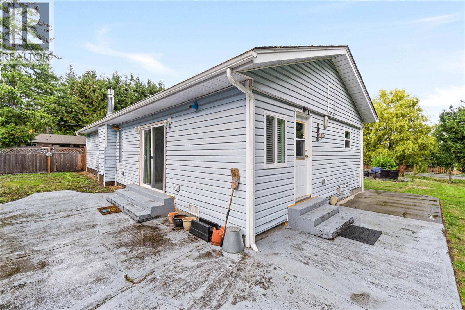 450 Aurora St, Parksville