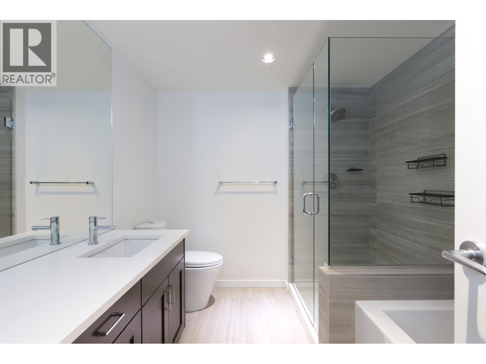 406 485 Groves Avenue, Kelowna