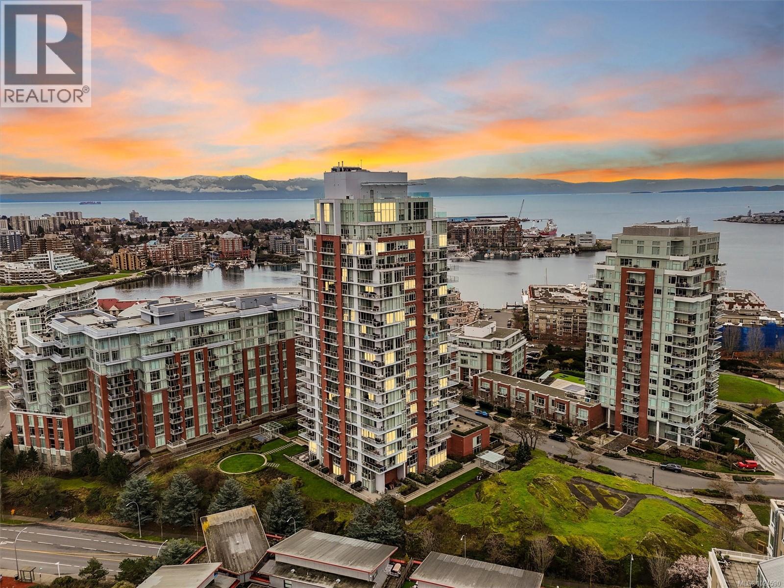 809 83 Saghalie Road, Victoria