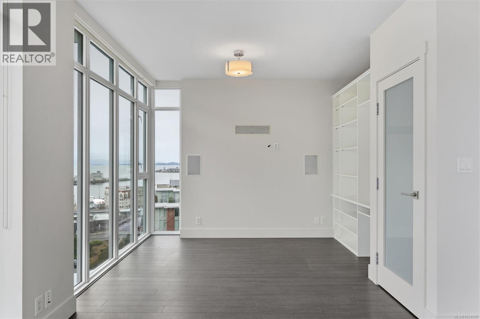 809 83 Saghalie Road, Victoria