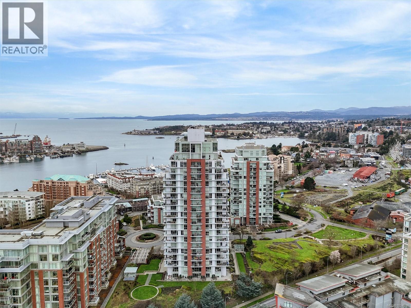 809 83 Saghalie Road, Victoria