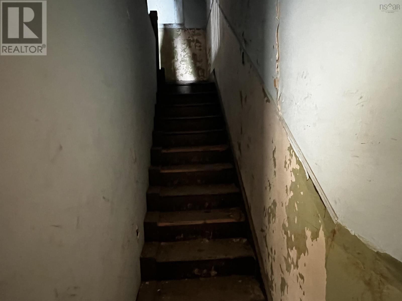 Property 14 of 30 of 140 George Street