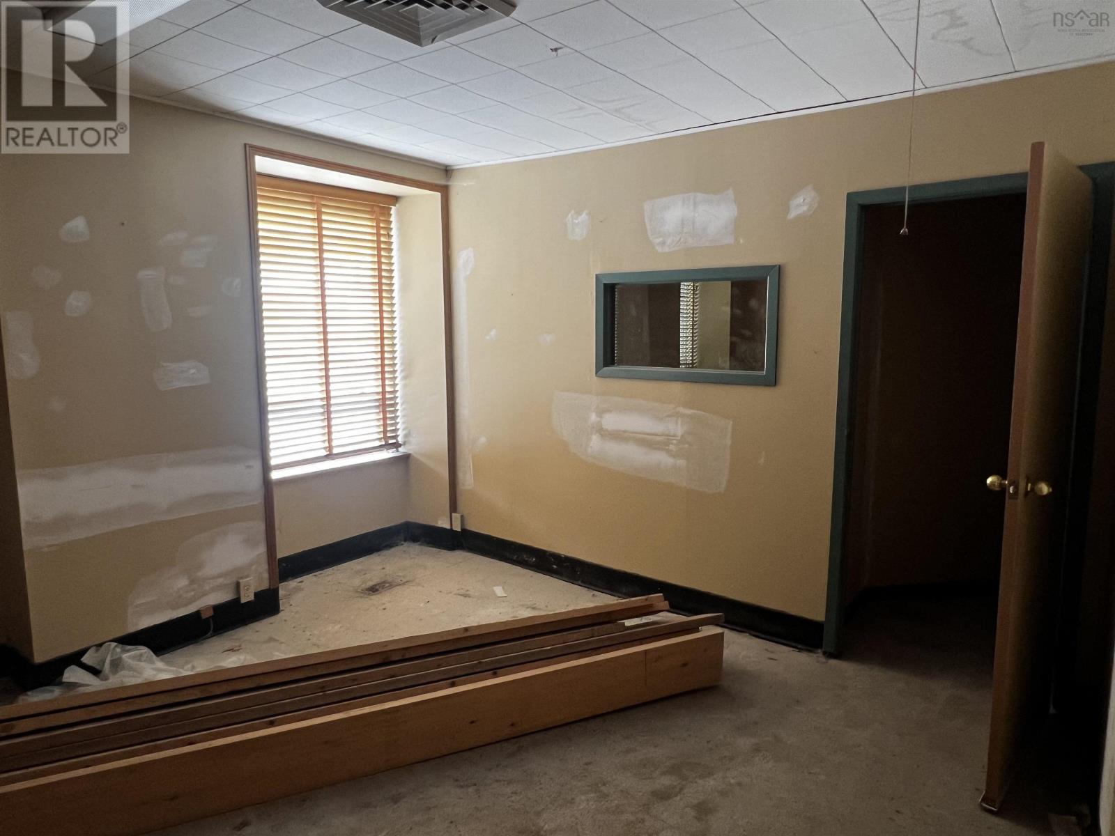 Property 13 of 30 of 140 George Street